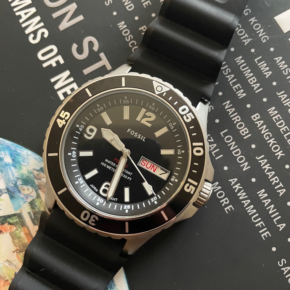 Fossil men’s diver watch